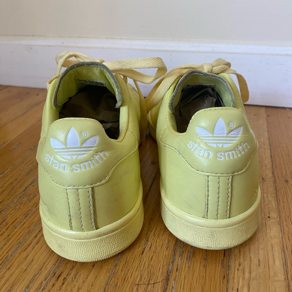Adidas Light Yellow Sneakers - Picture 4 of 10